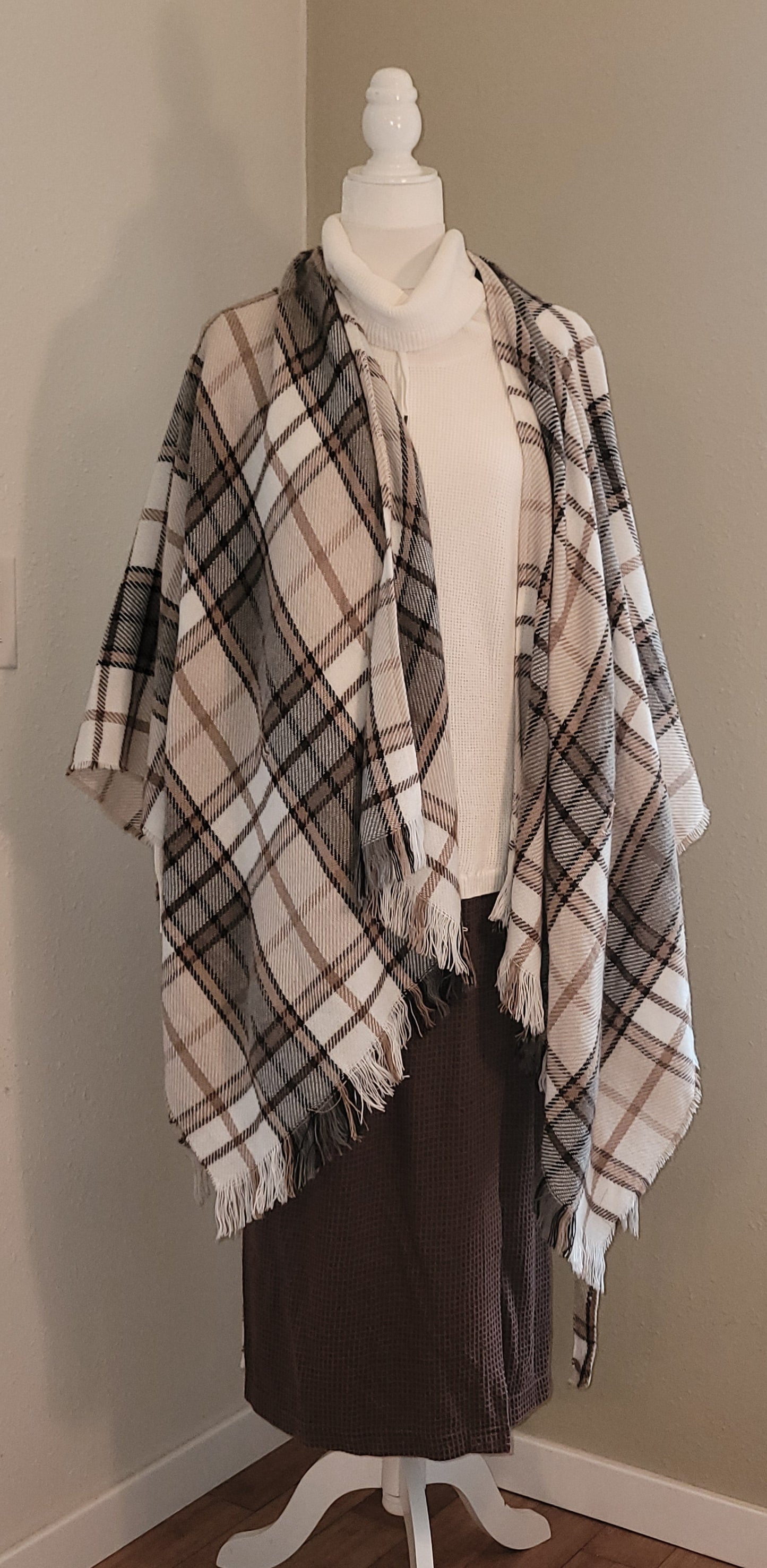 Soft Plaid Fringe Wrap in Cream, Taupe & Cocoa