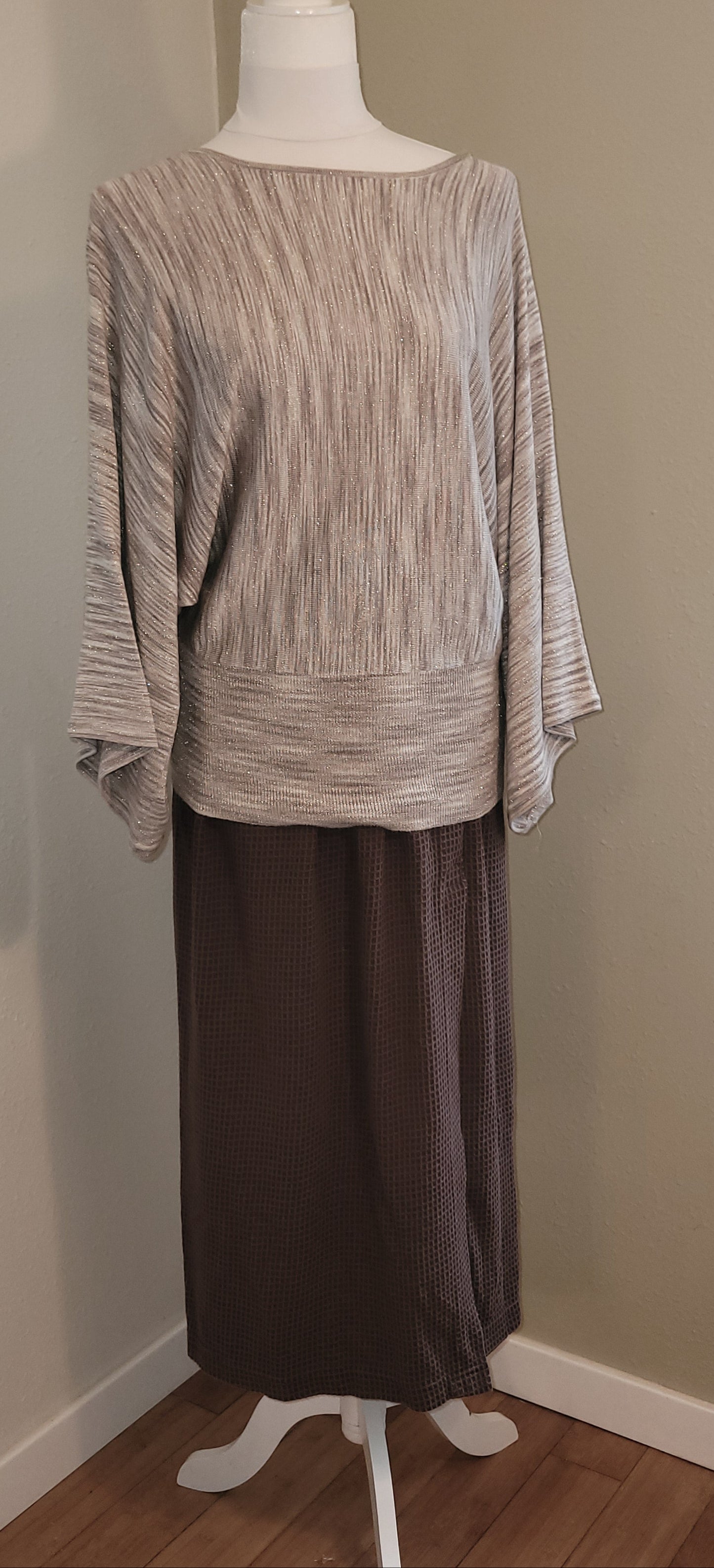 Golden Sands Batwing Top