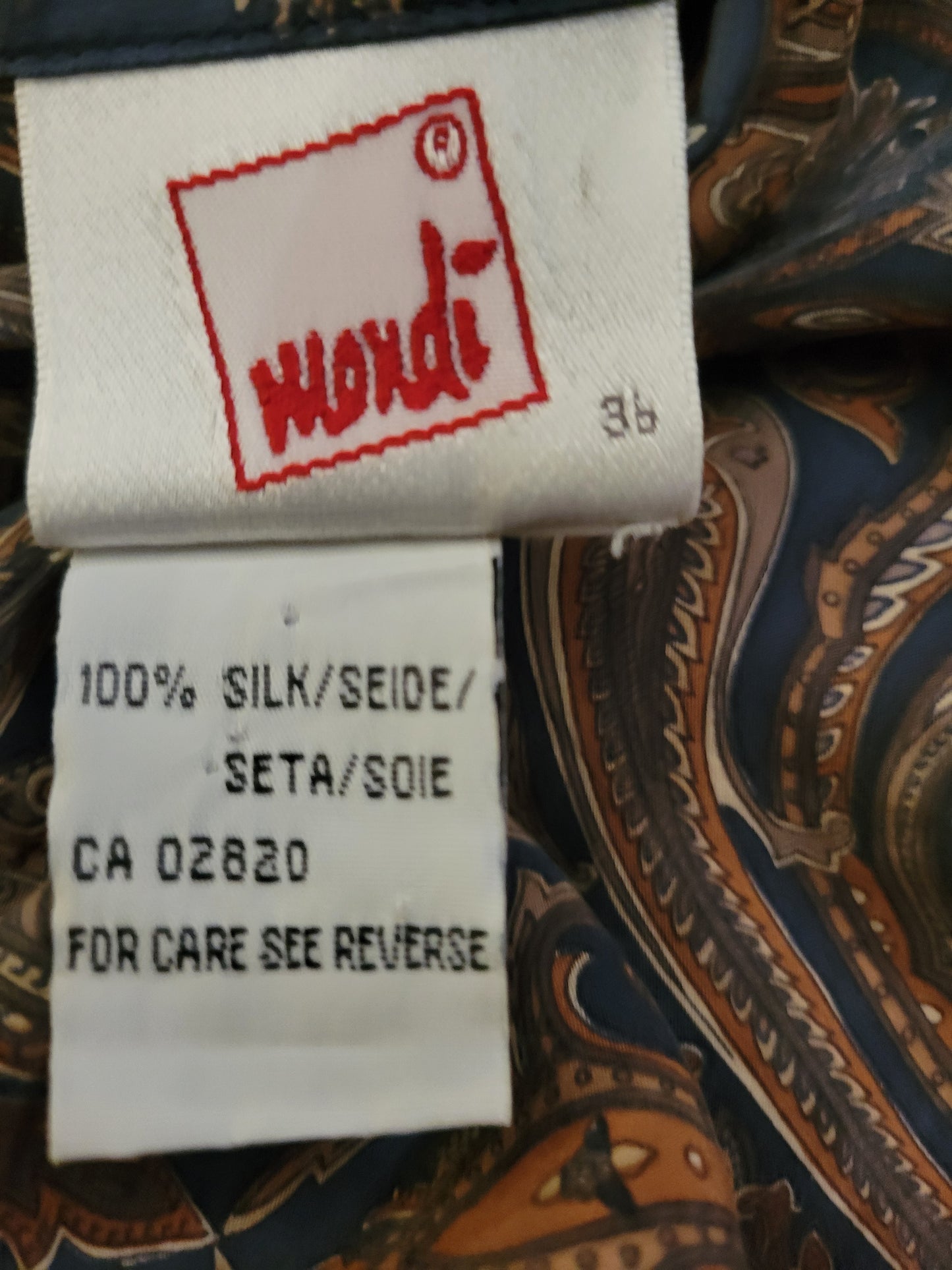 Vintage Paisley Silk & Almond Cream Ensemble