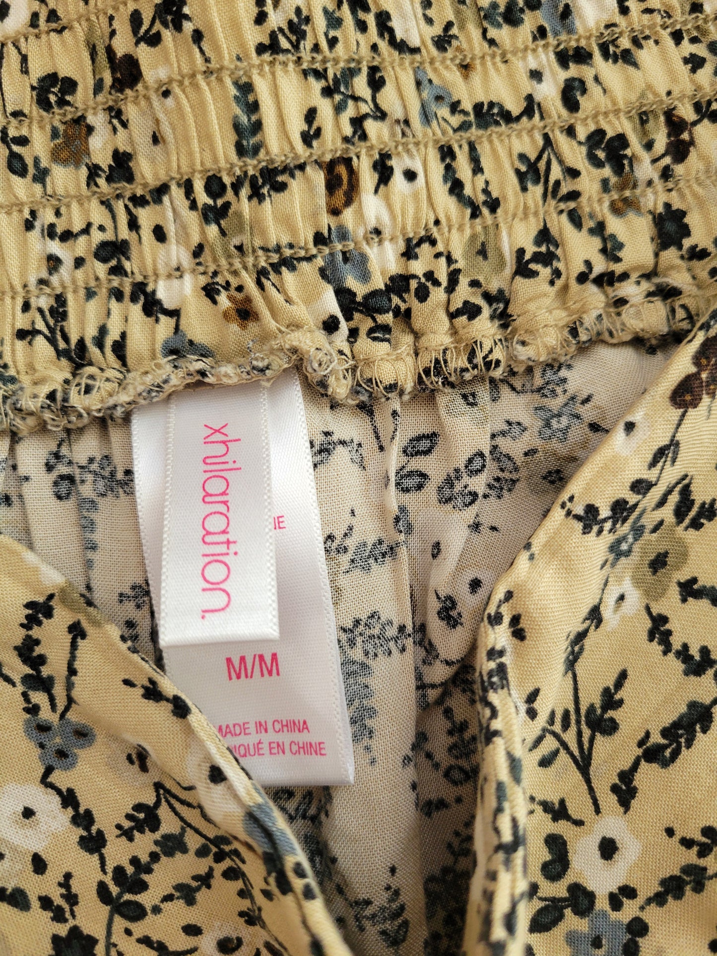 Soft Meadow Bloom Wide-Leg Pants