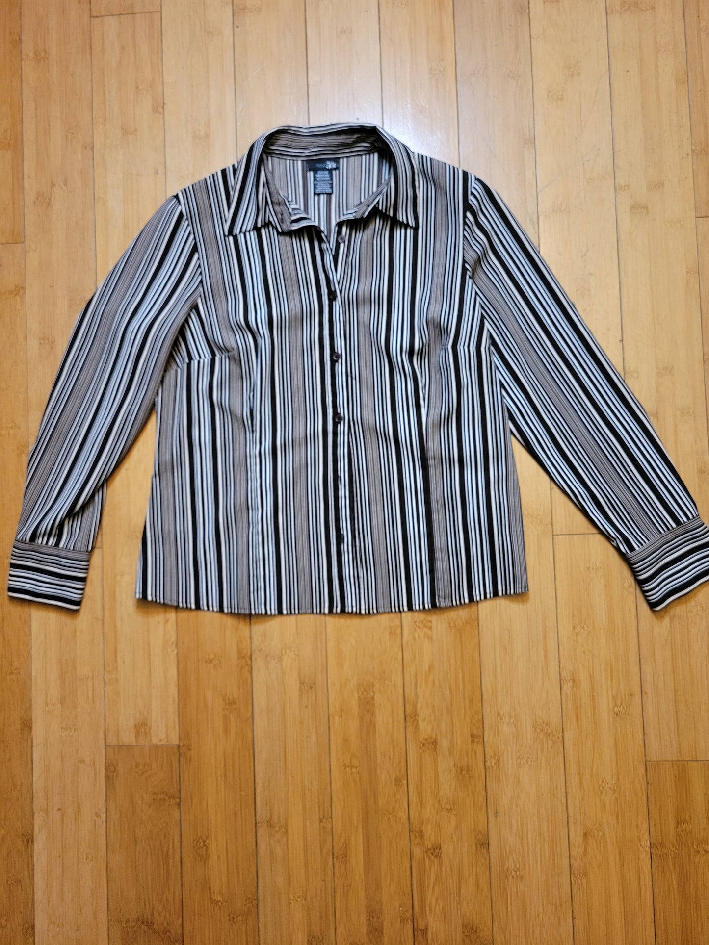 East 5th Petite Striped Button Blouse – Chocolate-Cream